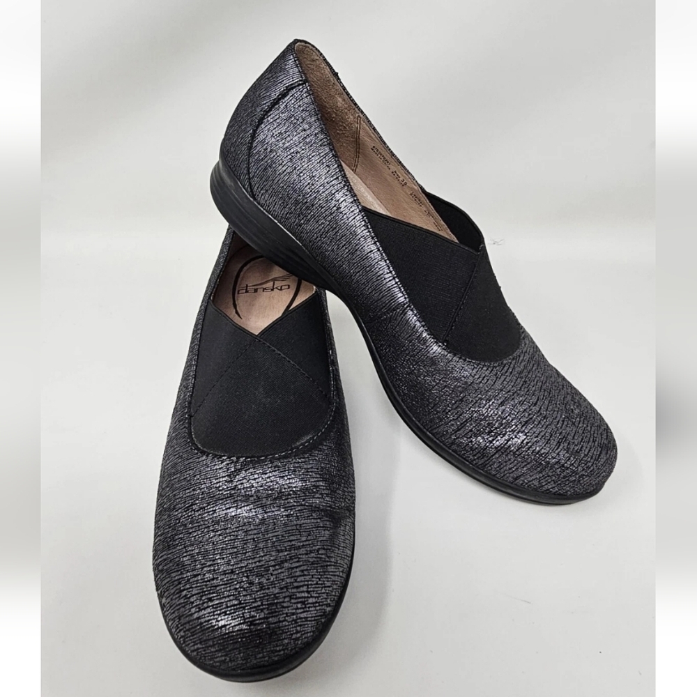 Dansko Ann Silver Metallic Leather Slip On Shoes Size 39 US 8.5-9